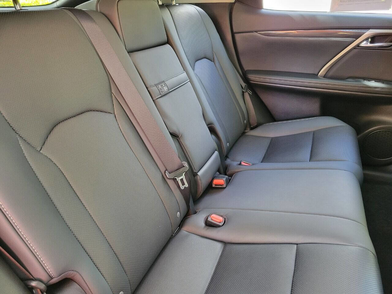 Used 2022 Lexus RX 350 Base 4dr SUV image 11