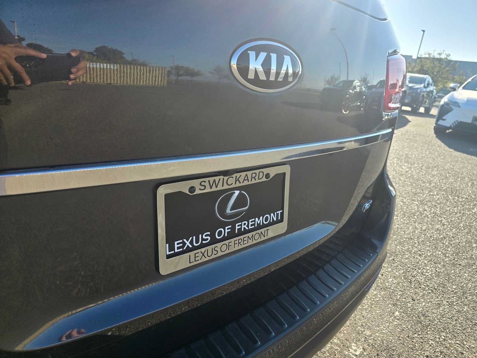 Used 2020 Kia Sedona EX FWD image 14
