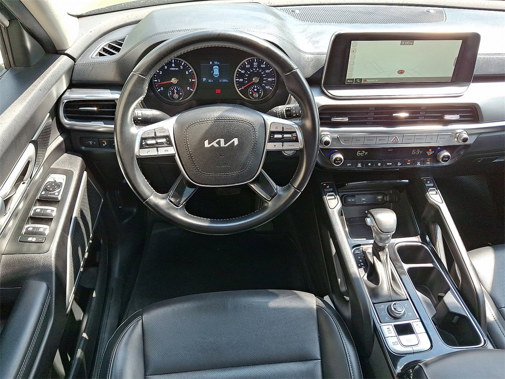 Certified 2022 Kia Telluride S image 13