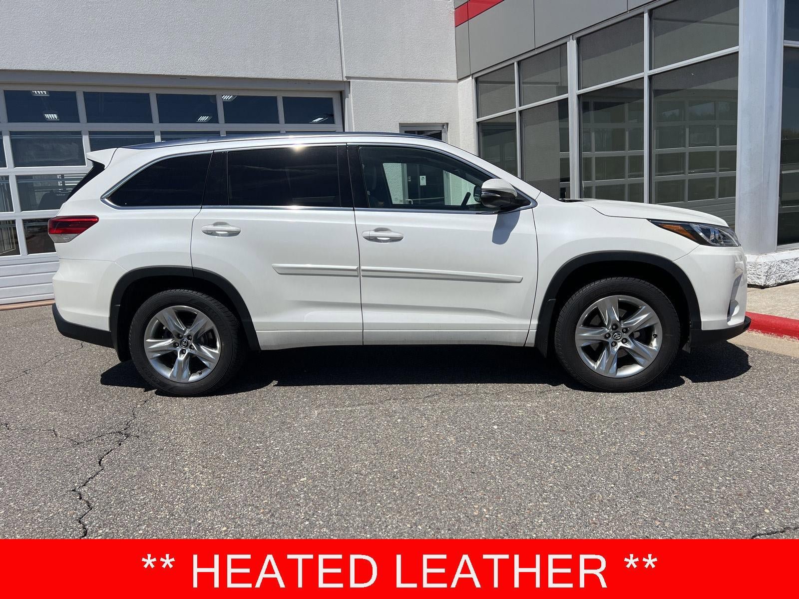 Used 2017 Toyota Highlander Limited AWD/4WD image 1