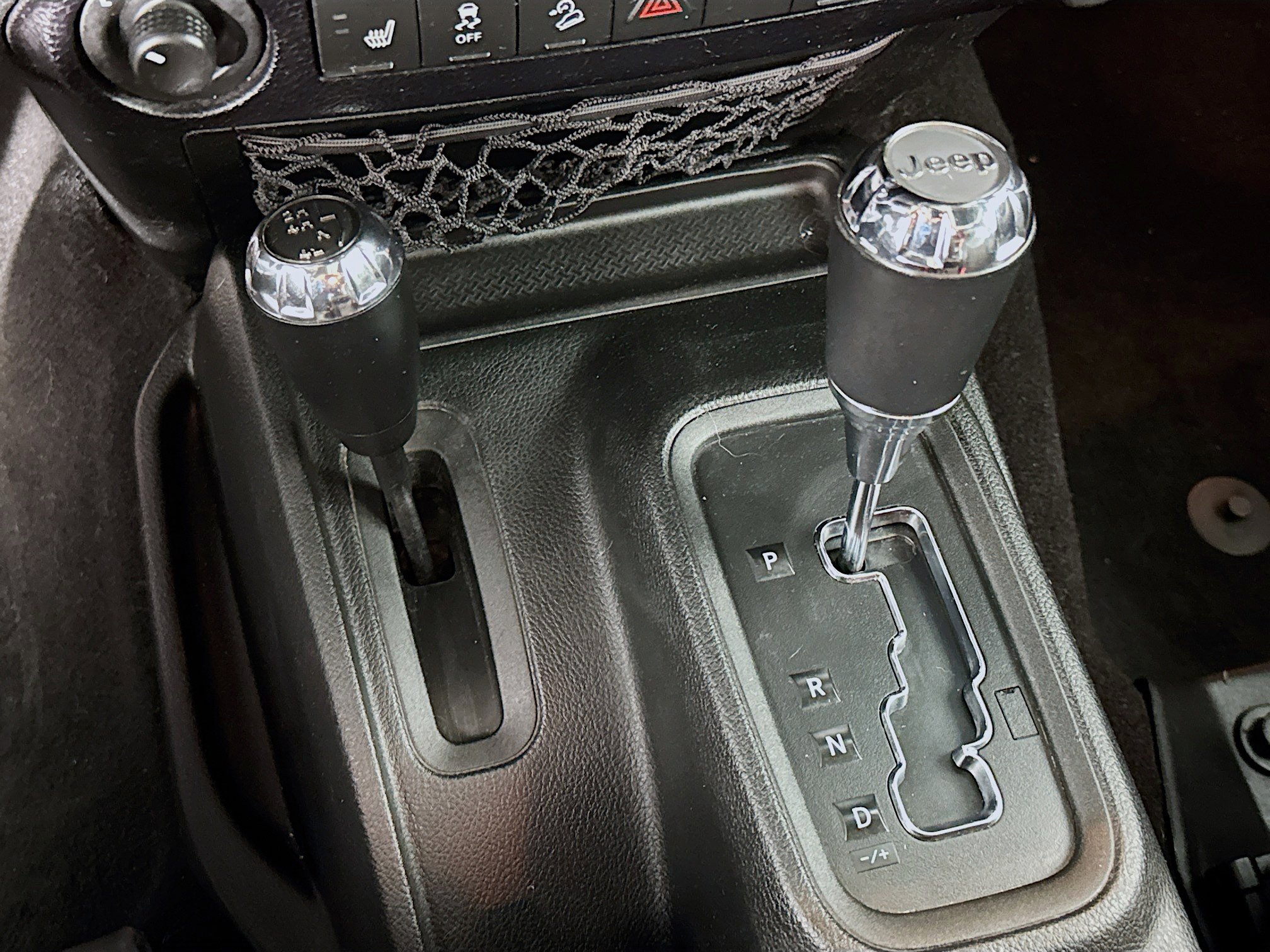 Used 2017 Jeep Wrangler 75th Anniversary image 18