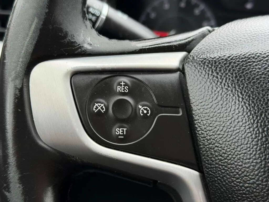 Used 2019 GMC Acadia SLE image 15