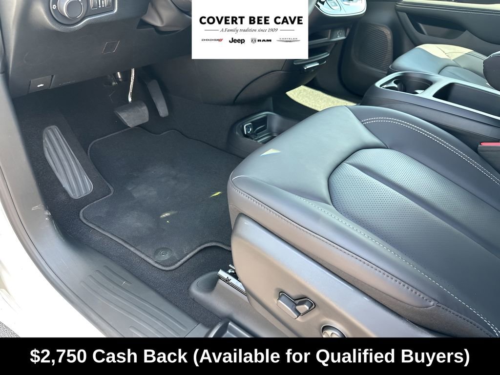 New 2026 Chrysler Voyager LX image 41