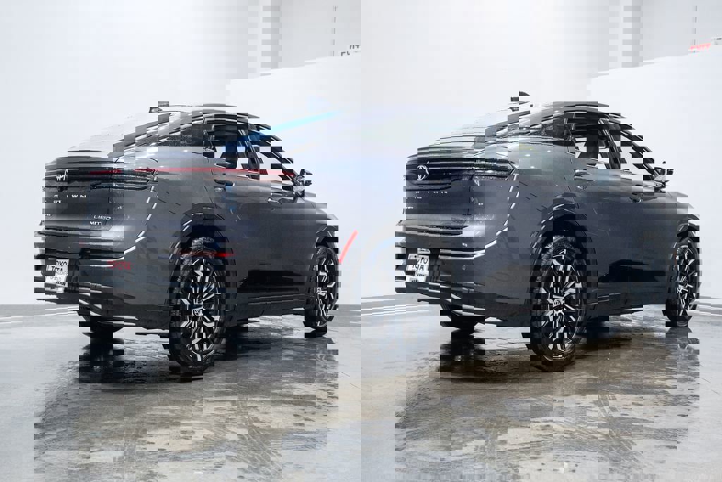 Certified 2024 Toyota Crown Limited AWD/4WD image 9