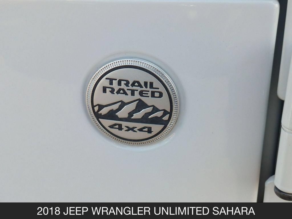 Used 2018 Jeep Wrangler Unlimited Sahara AWD/4WD image 25