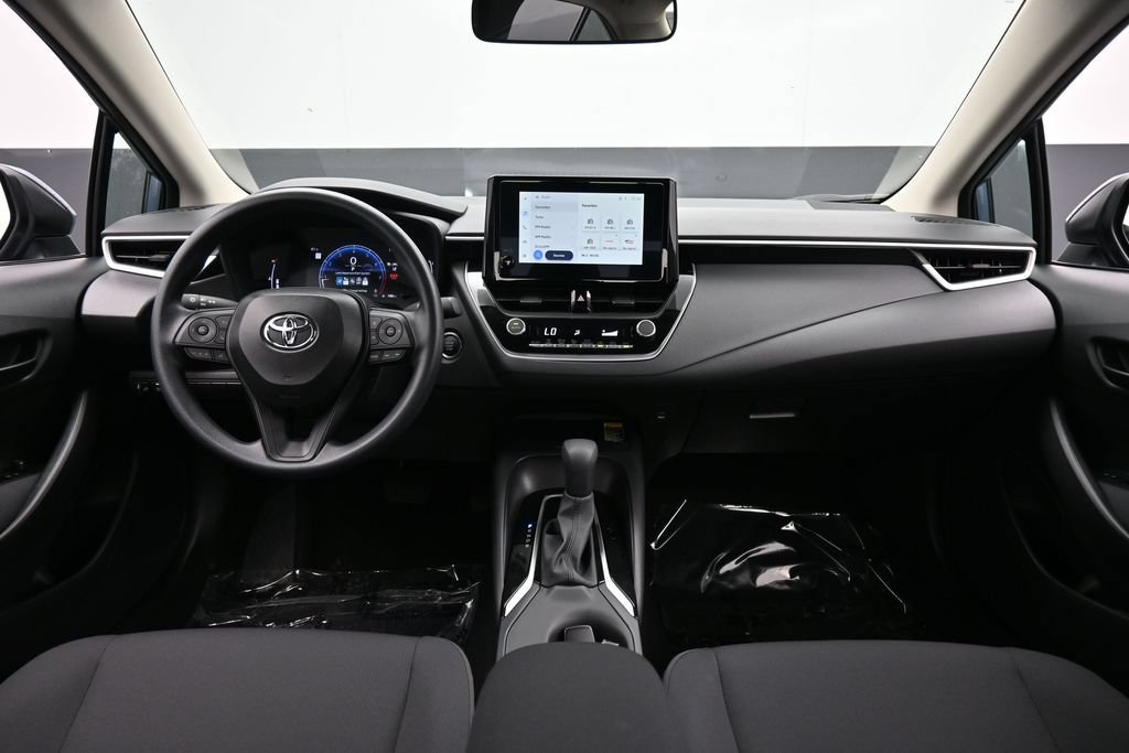 Used 2026 Toyota Corolla LE w/ LE Premium Package FWD image 38