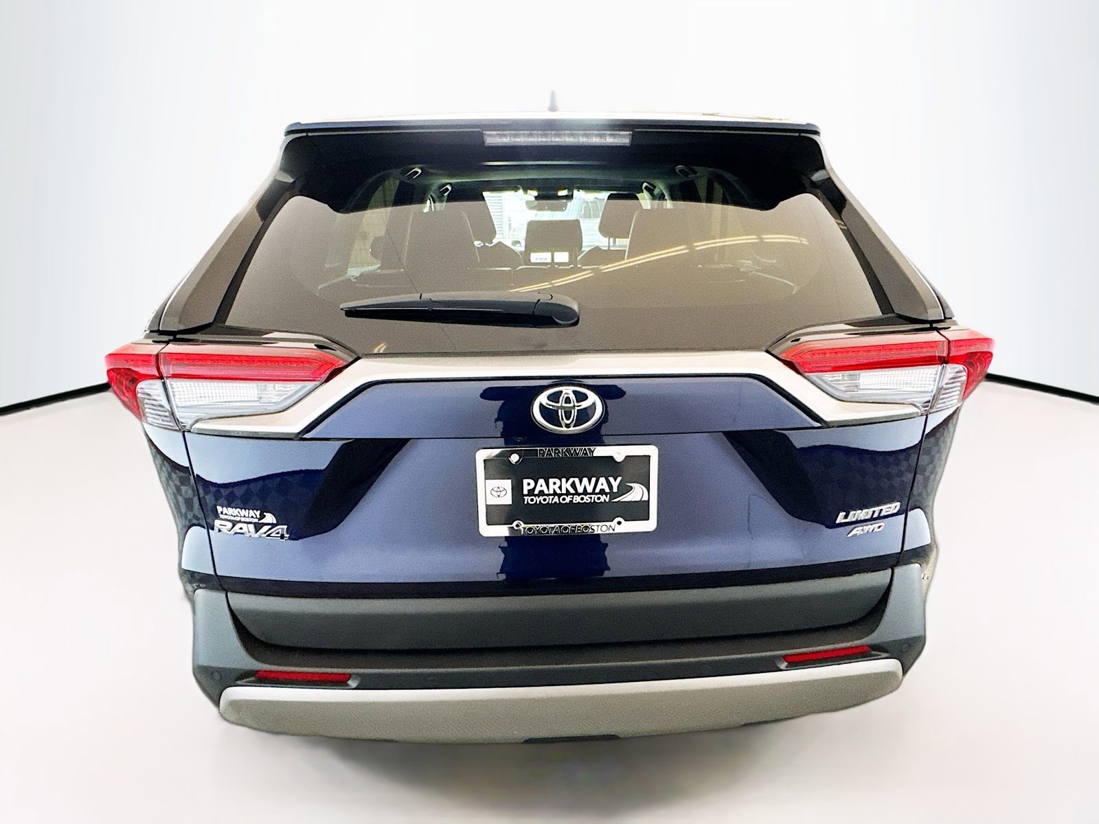 Used 2024 Toyota RAV4 Limited w/ Advanced Technology Package image 5