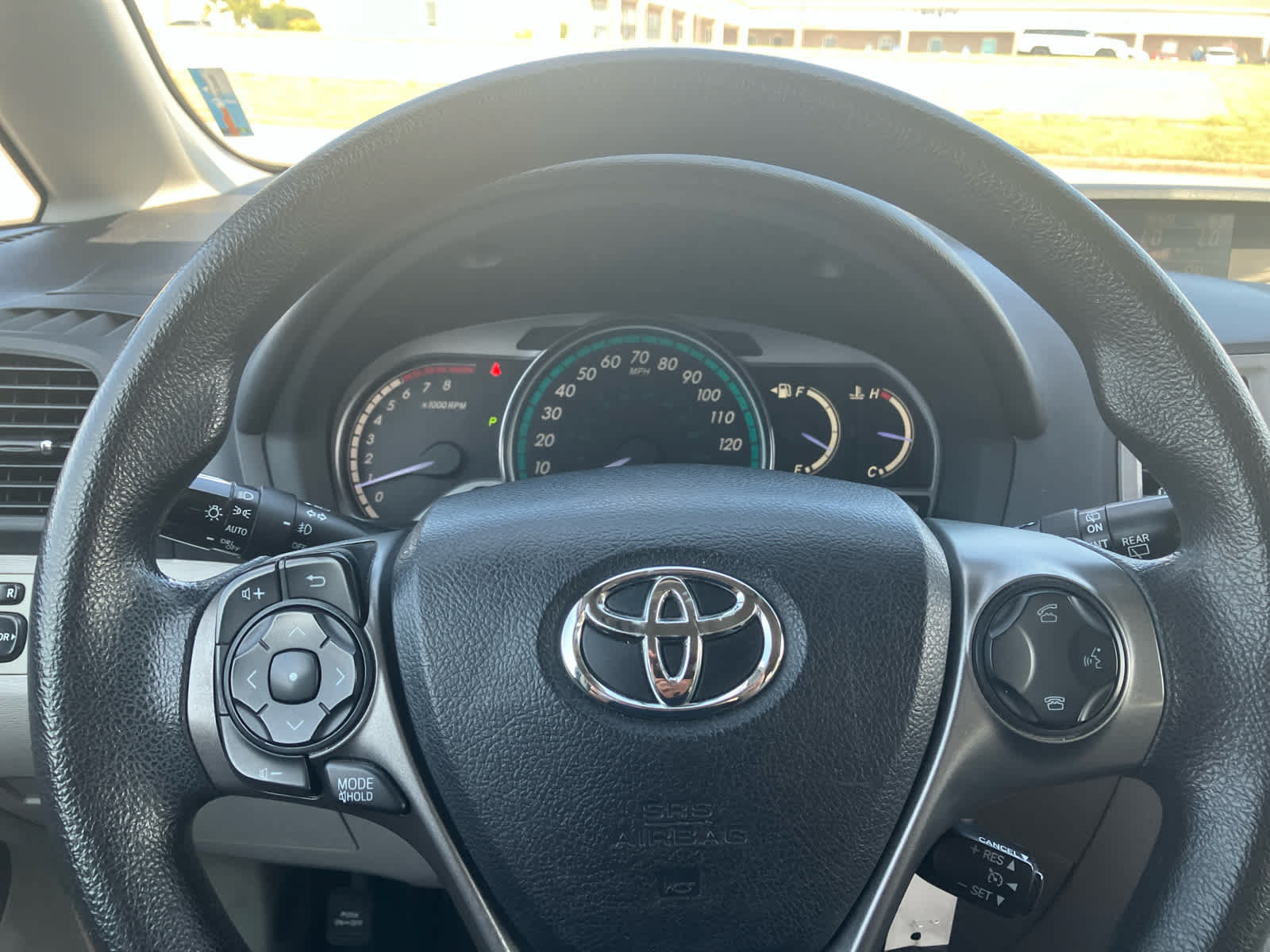 Used 2015 Toyota Venza LE FWD image 12