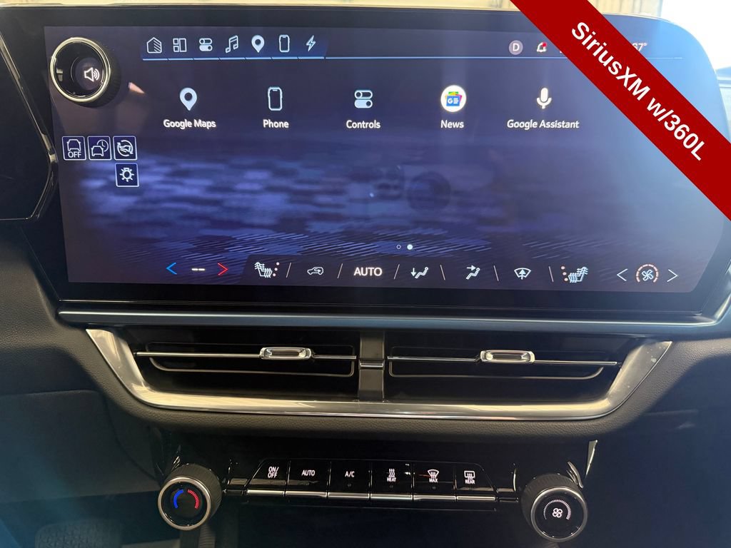Used 2024 Chevrolet Equinox EV LT FWD image 27