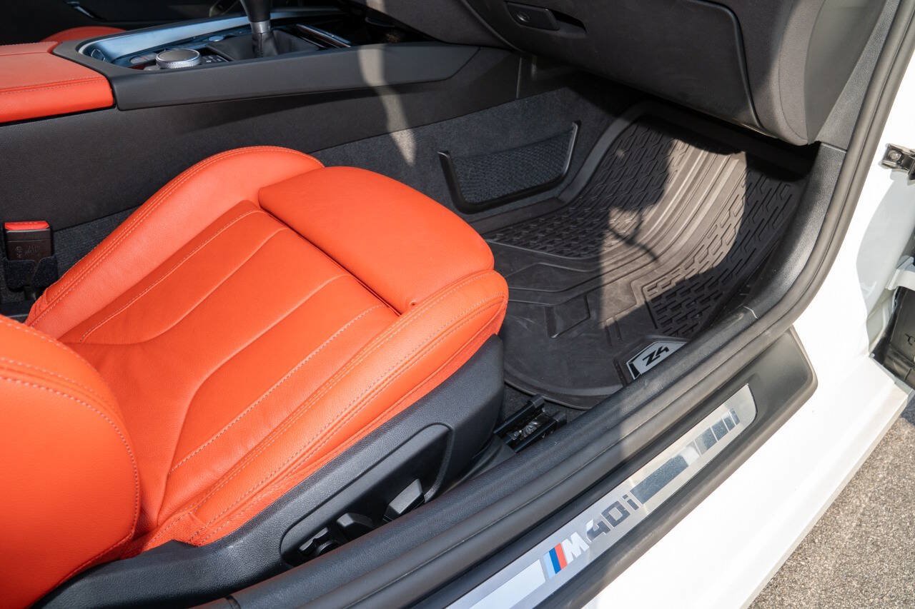 Used 2025 BMW Z4 M40i w/ Edition RWD image 38