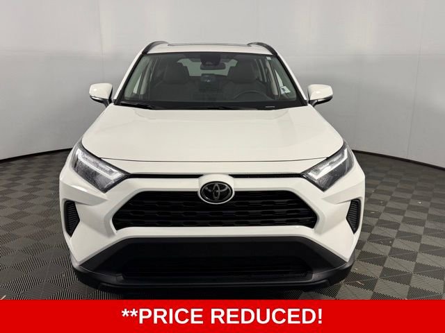 Used 2023 Toyota RAV4 XLE video 2