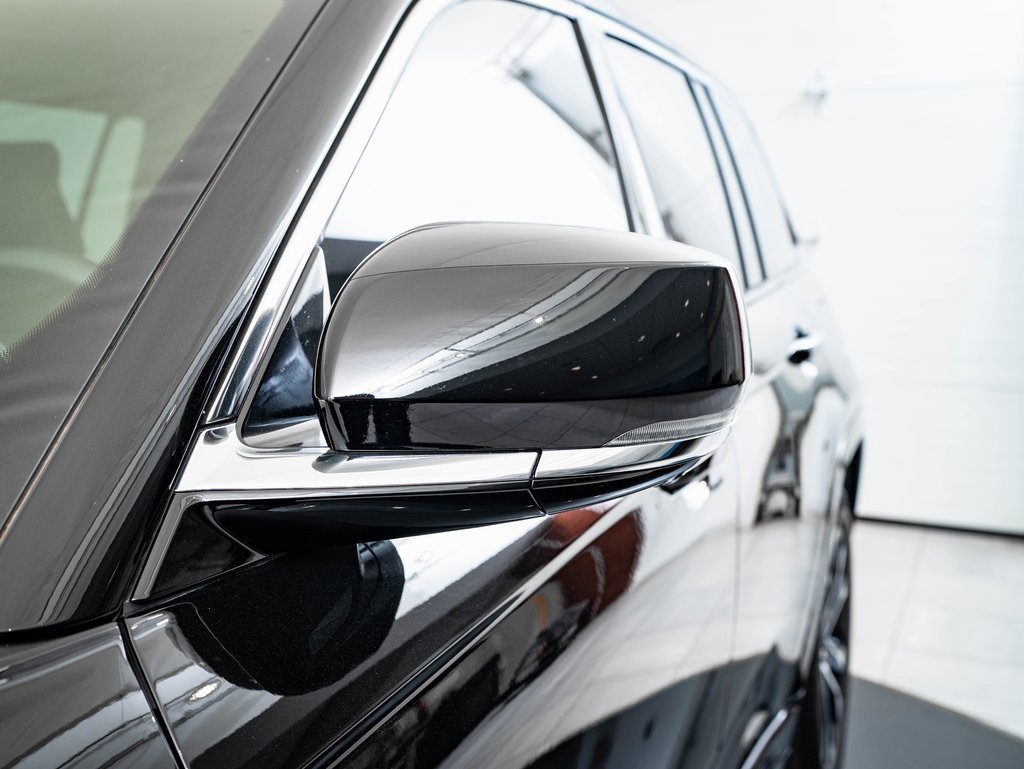 Used 2023 Jeep Grand Cherokee Overland w/ Adv Protech Group III image 15