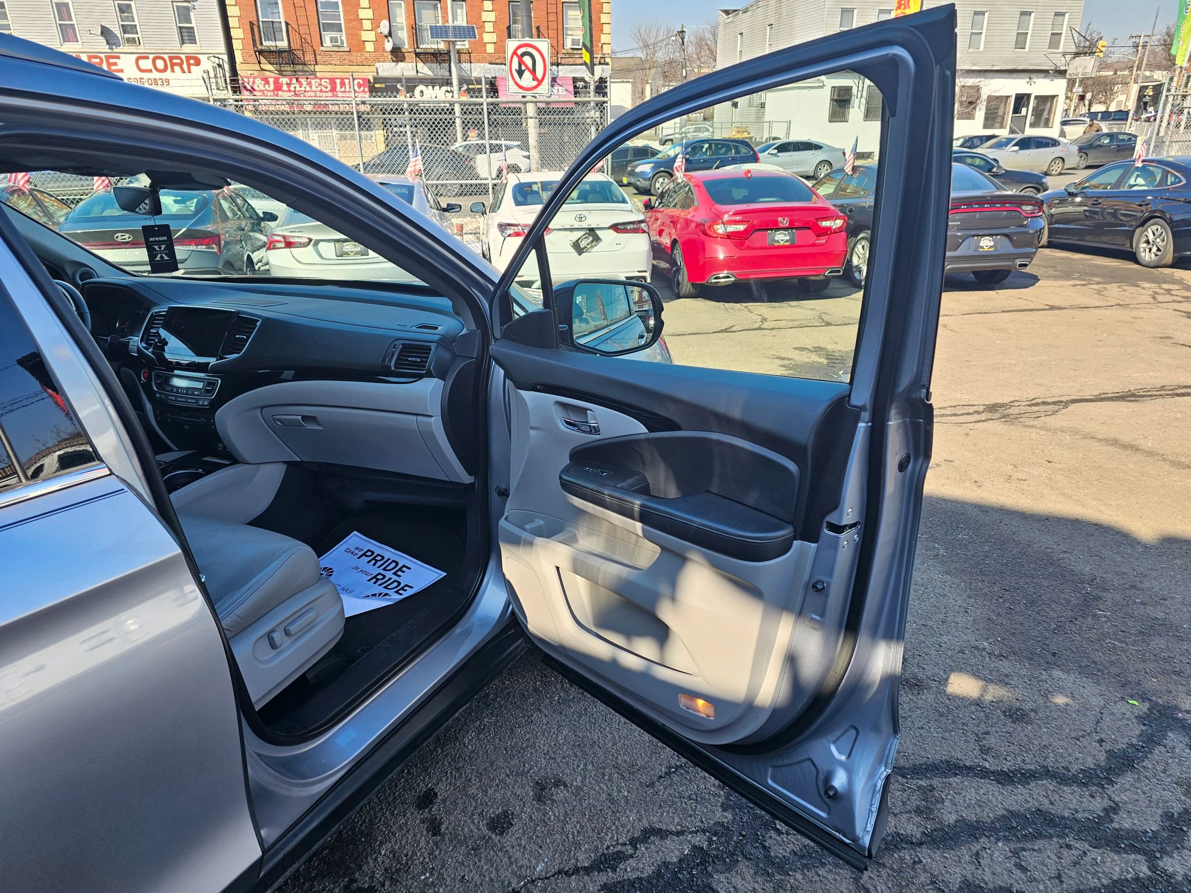 Used 2020 Honda Pilot Elite image 11