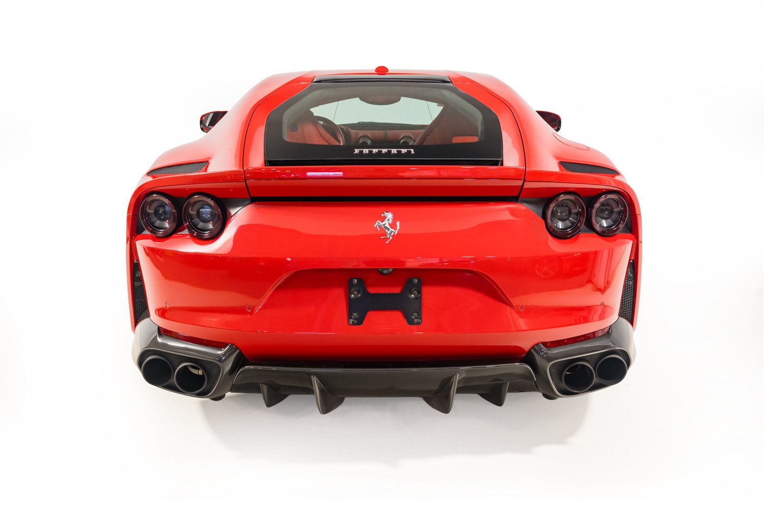Used 2018 Ferrari 812 Superfast RWD image 8