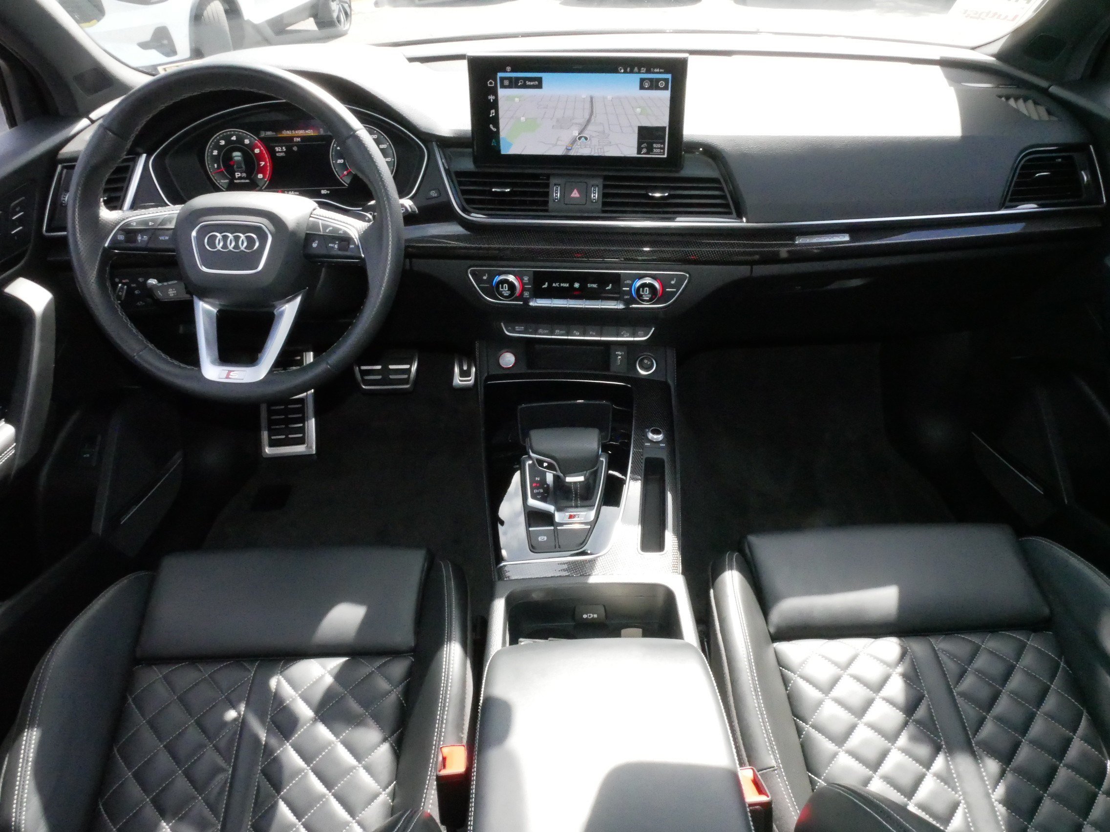 Used 2023 Audi SQ5 Prestige w/ Prestige Package AWD/4WD image 10