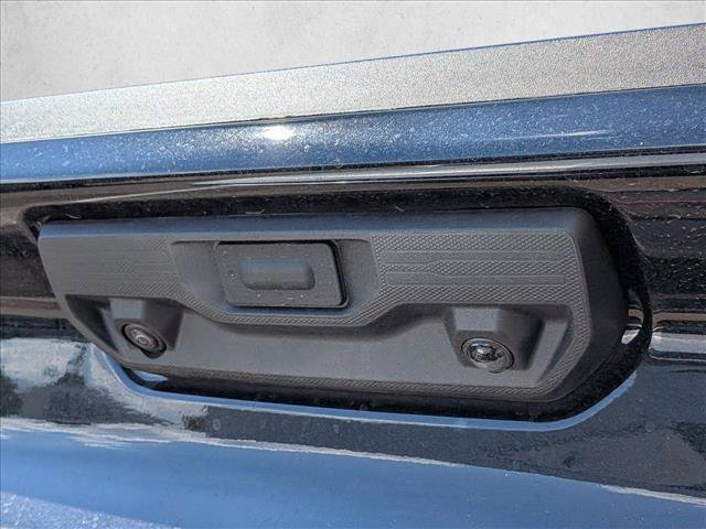 Used 2026 Chevrolet Silverado 1500 RST w/ RST Select Package AWD/4WD image 14