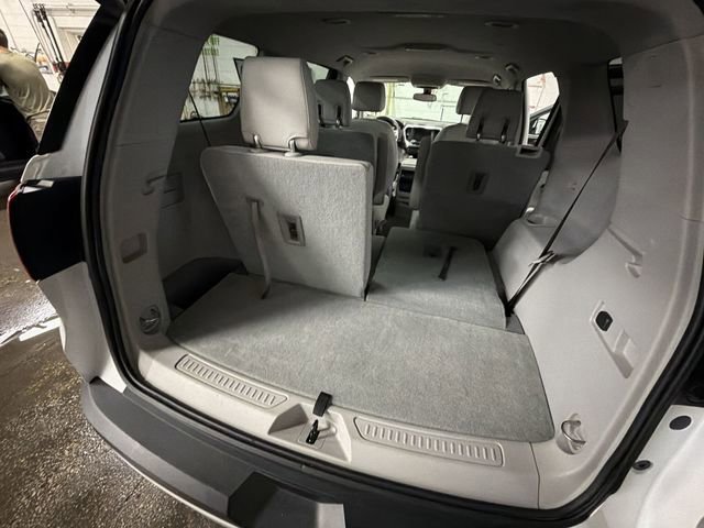 Used 2019 GMC Acadia SLT image 26