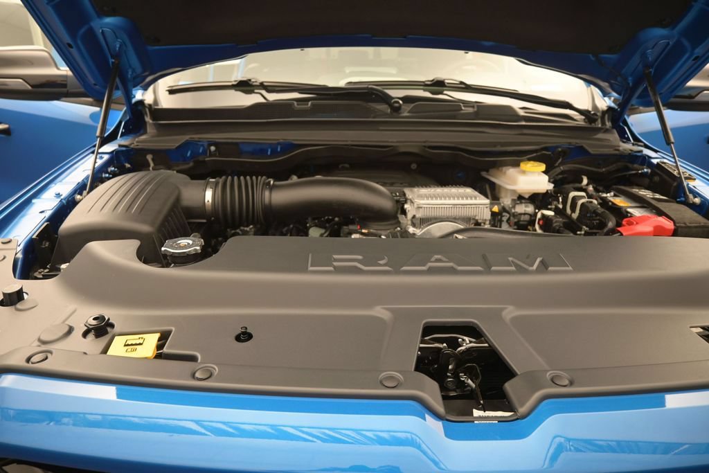 New 2026 RAM 1500 Laramie AWD/4WD image 22