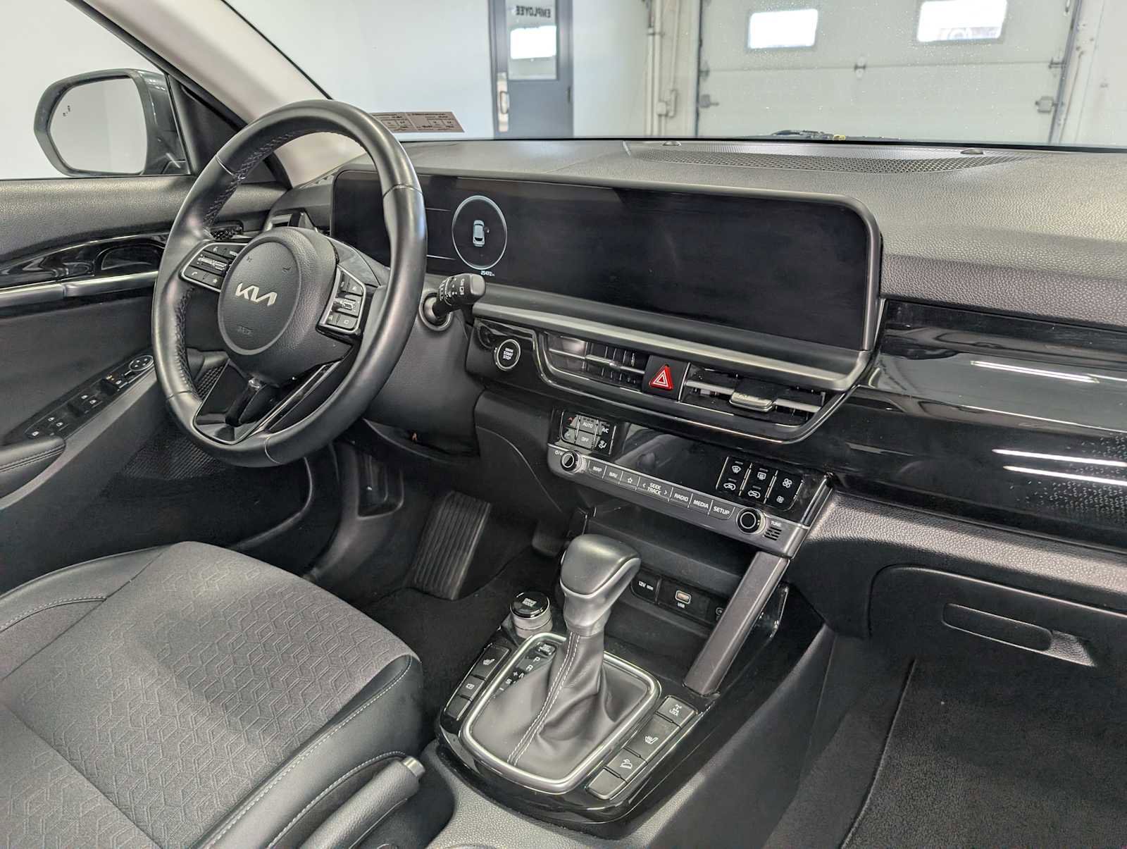 Used 2024 Kia Seltos S AWD/4WD image 42