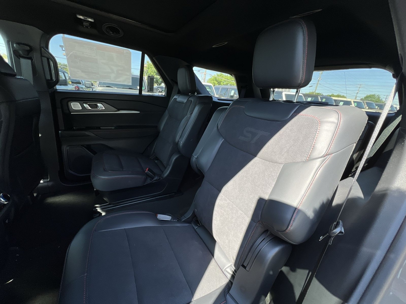 New 2026 Ford Explorer ST w/ Sun And Sound Package AWD/4WD image 25