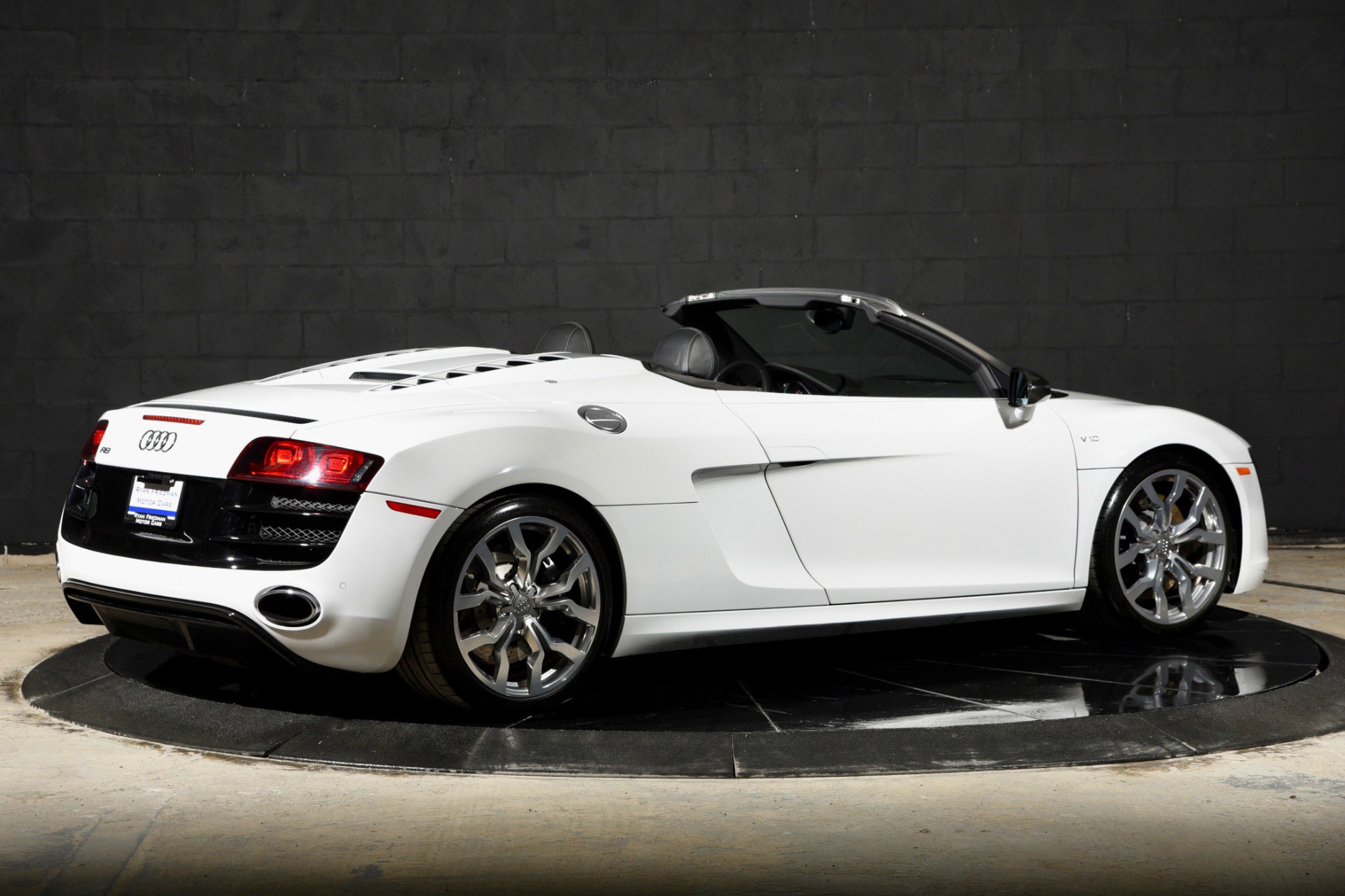 Used 2011 Audi R8 V10 AWD/4WD image 12