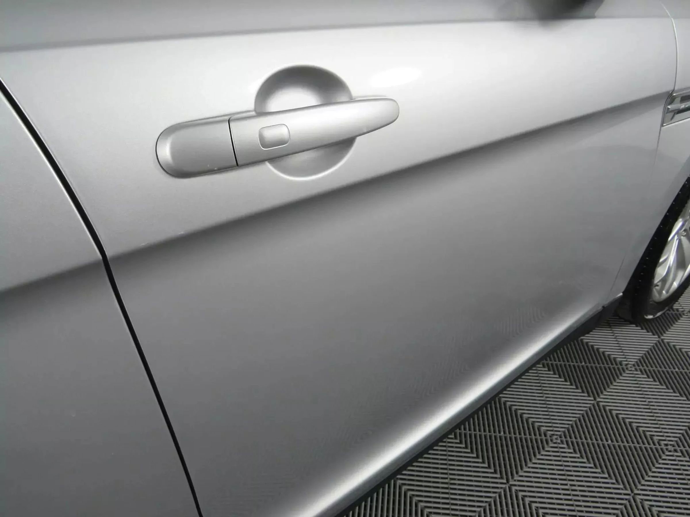 Used 2018 Ford Taurus Limited image 33