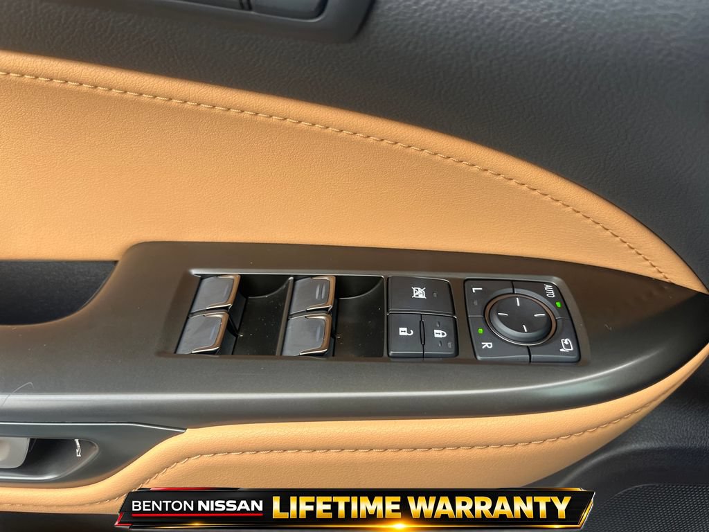Used 2026 Lexus NX 350h AWD w/ Accessory Package (2T) image 13