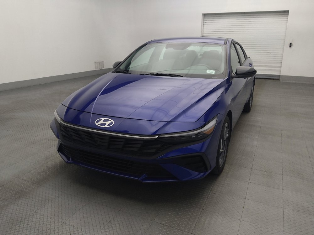 Used 2025 Hyundai Elantra Sport w/ Cargo Package FWD image 15