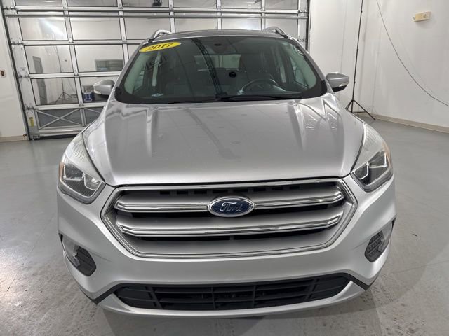 Used 2017 Ford Escape Titanium image 3