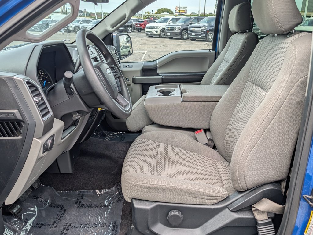 Used 2017 Ford F150 XLT AWD/4WD image 14