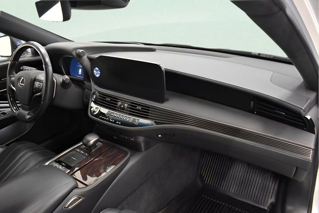 Used 2021 Lexus LS 500 AWD w/ Luxury Package image 18