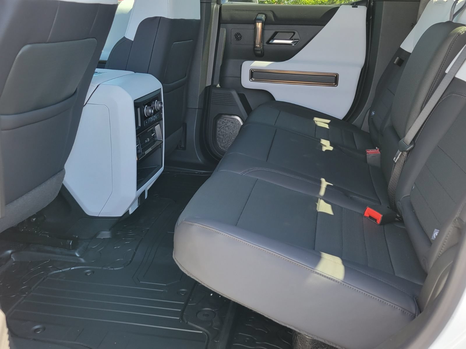 New 2025 GMC Hummer EV 3X w/ Extreme Off-Road Package AWD/4WD image 8