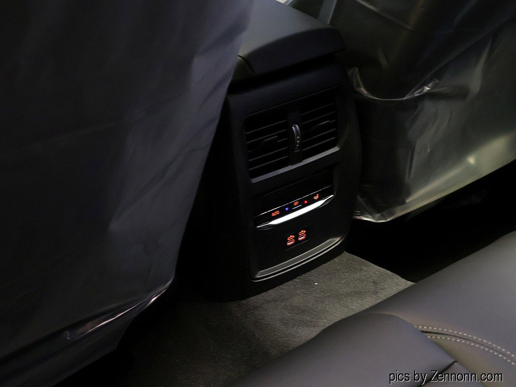 Used 2026 BMW i4 xDrive40i image 14