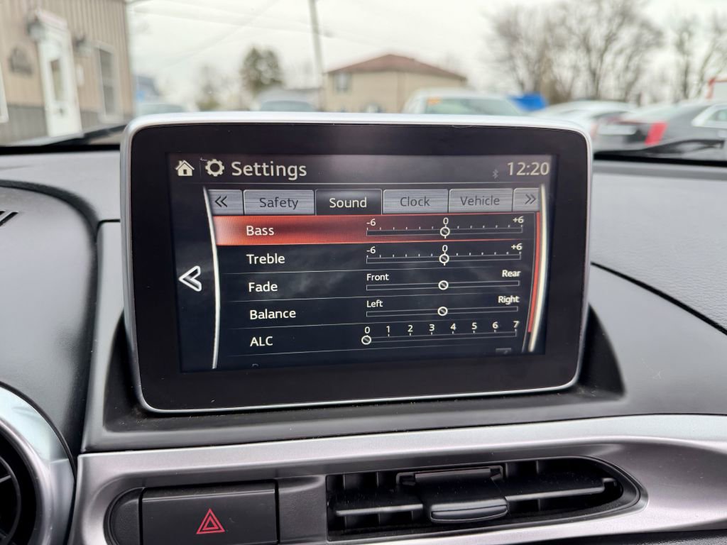 Used 2019 FIAT 124 Spider Classica w/ Technology Group image 11