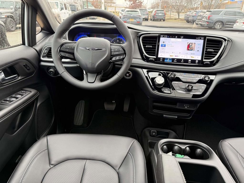 New 2026 Chrysler Pacifica Select w/ S Appearance Package AWD/4WD image 19