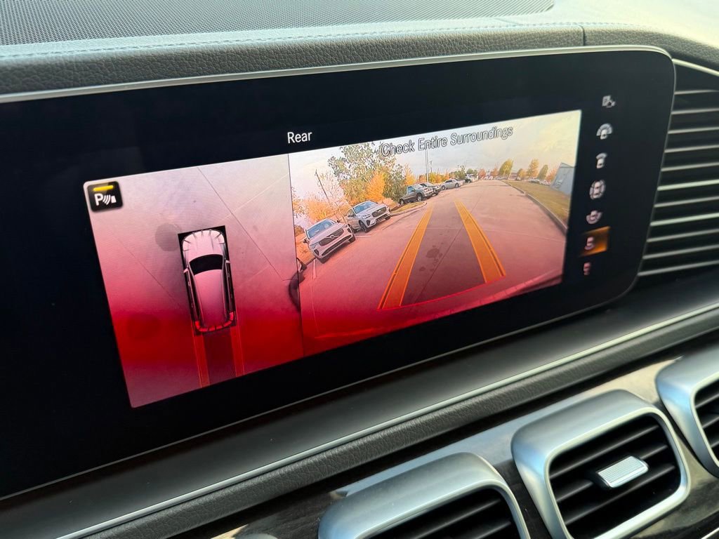 Used 2020 Mercedes-Benz GLS 450 4MATIC image 25