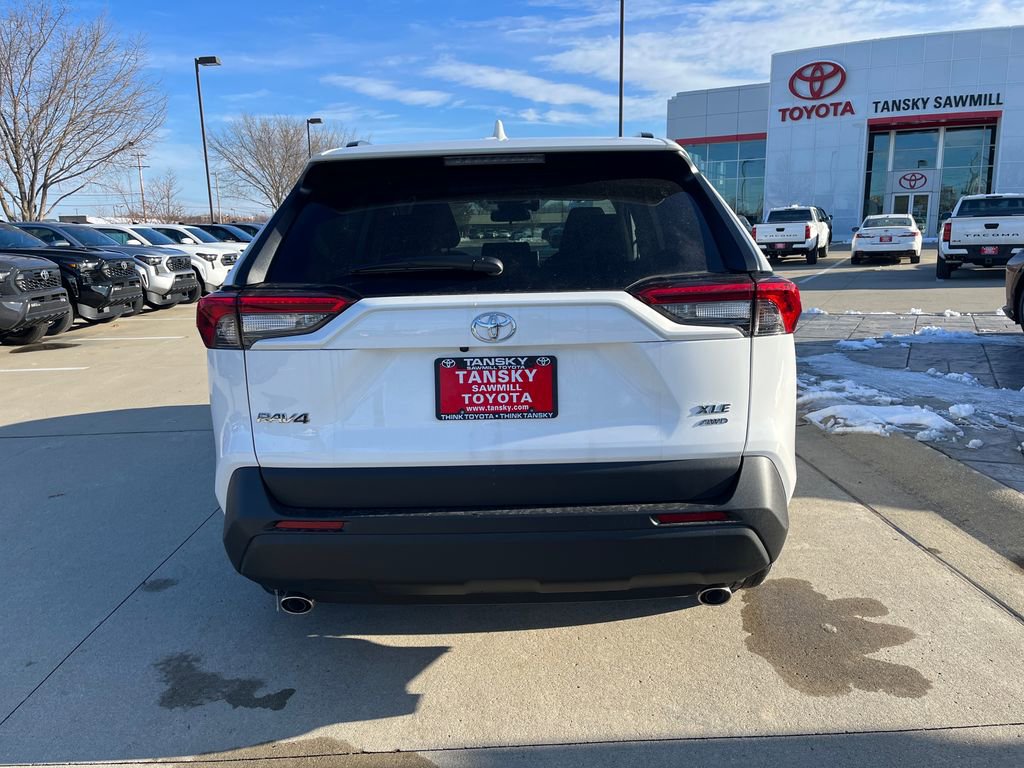 New 2025 Toyota RAV4 XLE image 4