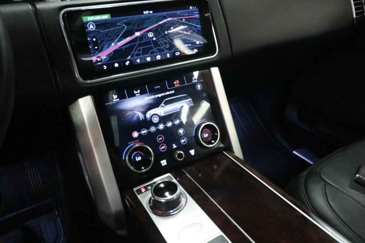 Used 2020 Land Rover Range Rover HSE AWD/4WD image 19