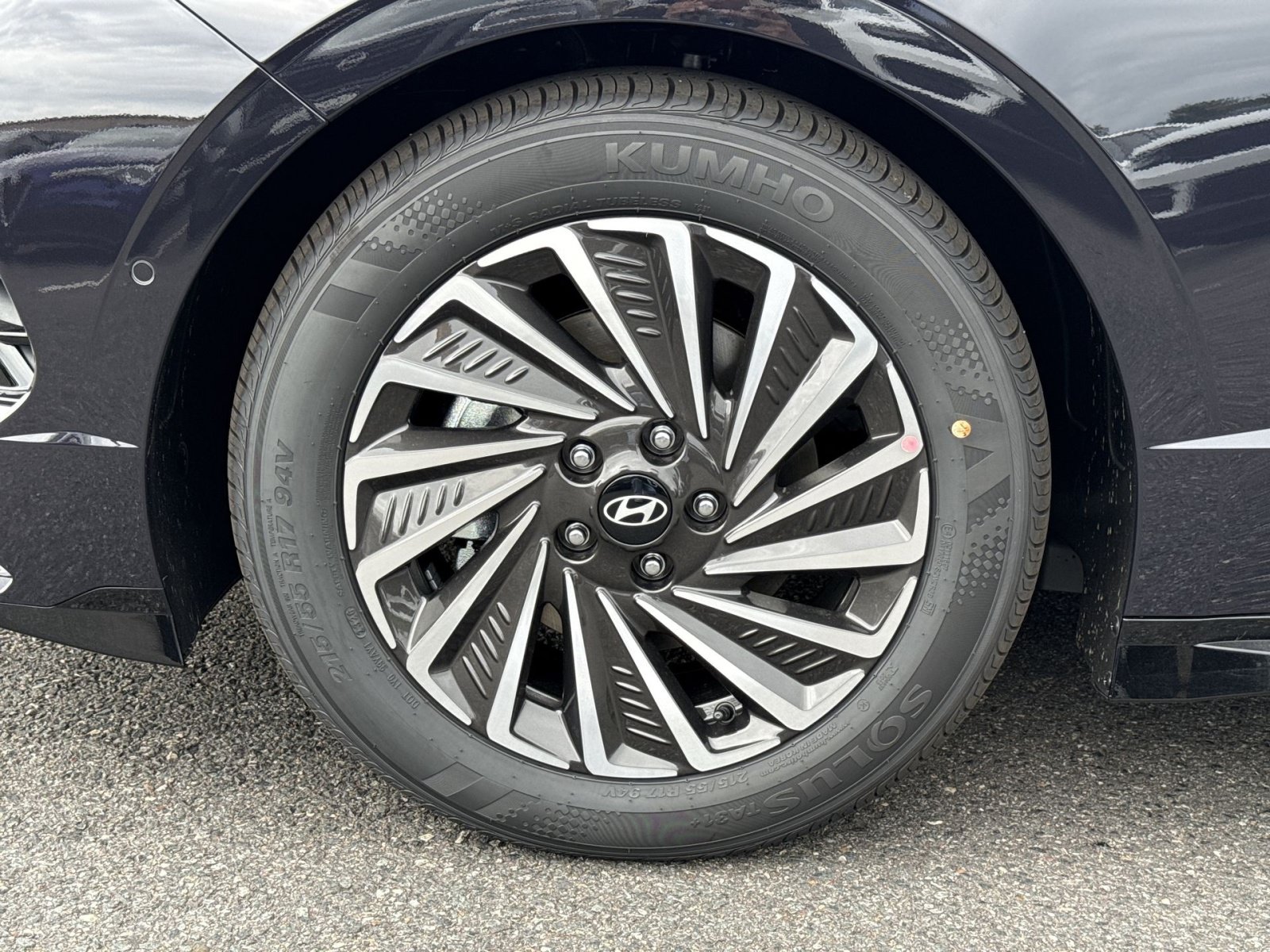 New 2026 Hyundai Sonata Limited FWD image 12