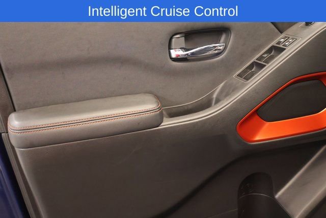 Used 2022 Nissan Frontier PRO-4X image 10