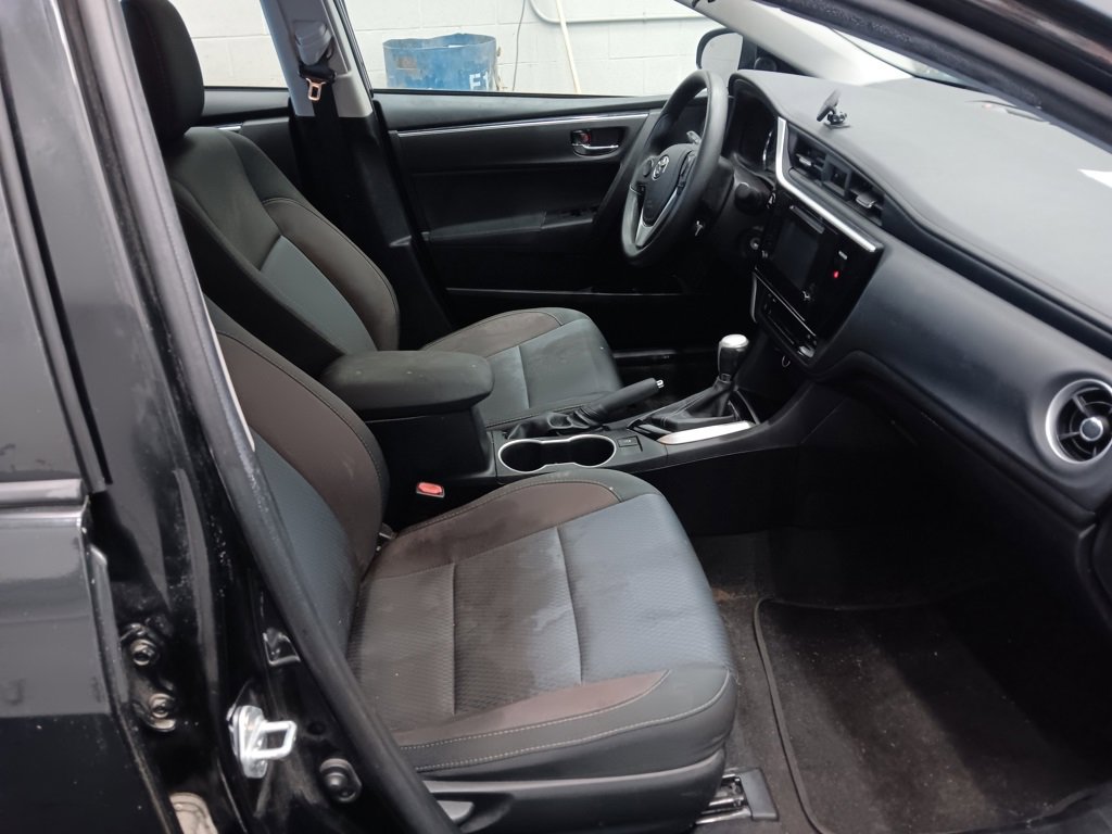Used 2017 Toyota Corolla L image 23