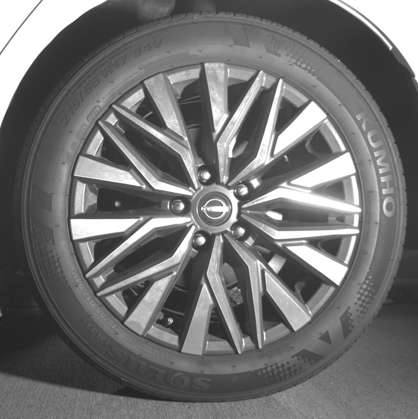 Used 2025 Nissan Altima 2.5 SV FWD image 17