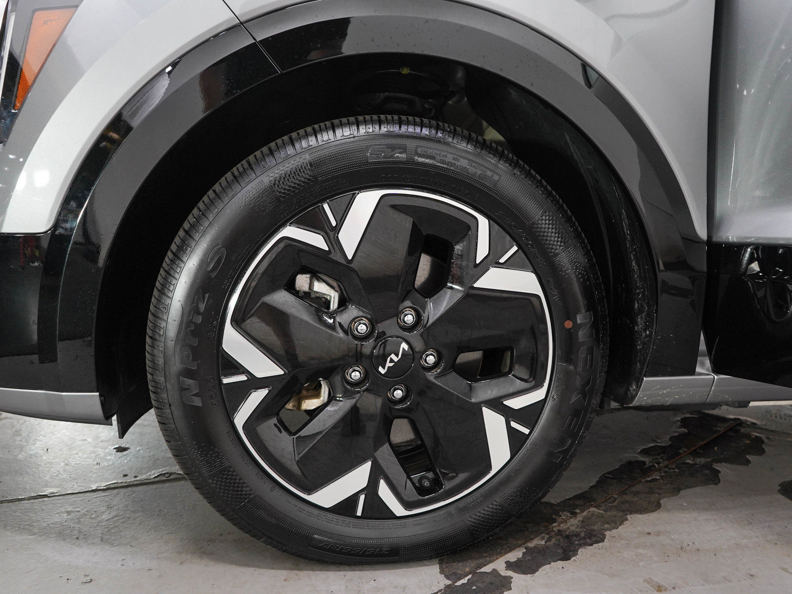 Used 2024 Kia Niro Wind w/ Wind Preserve Package FWD image 29