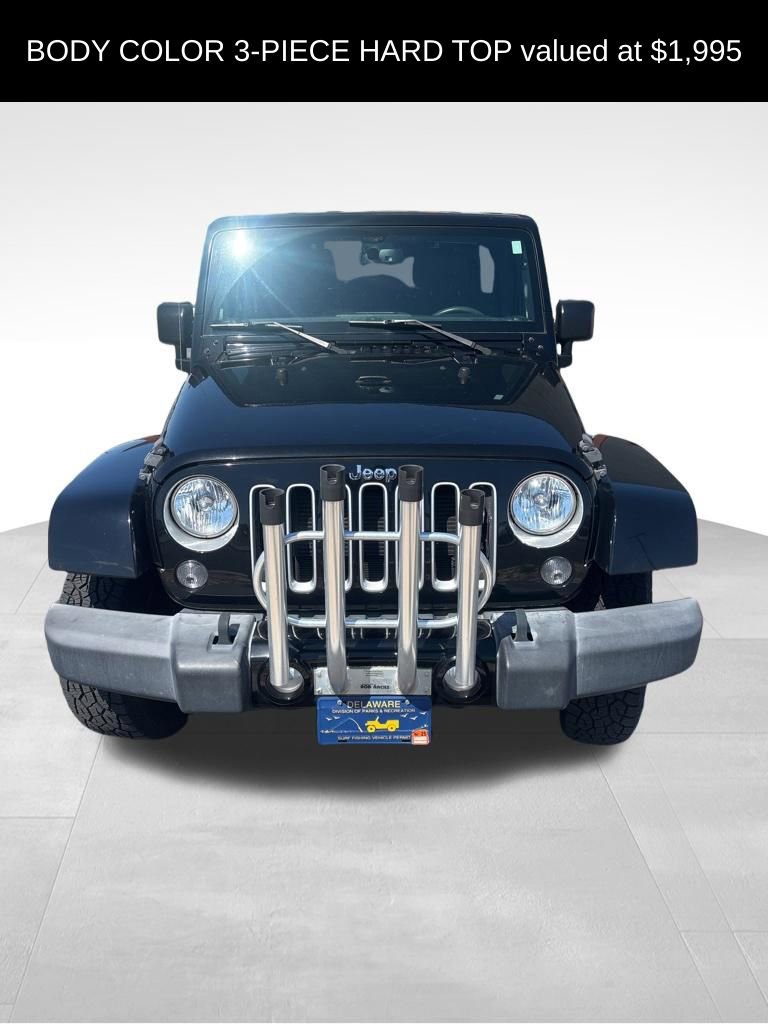 Used 2016 Jeep Wrangler Unlimited Sahara w/ Connectivity Group AWD/4WD image 2