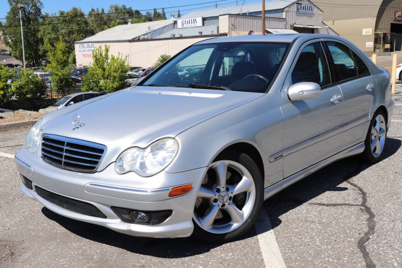 Used 2006 Mercedes-Benz C 230 Sedan image 4