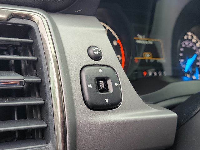 Used 2019 Ford Ranger XLT w/ Equipment Group 301A Mid RWD image 15