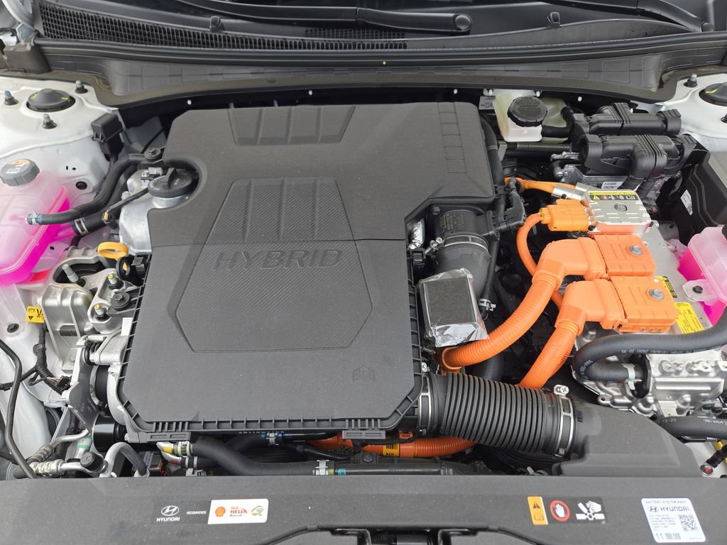 New 2026 Hyundai Elantra SEL FWD image 31