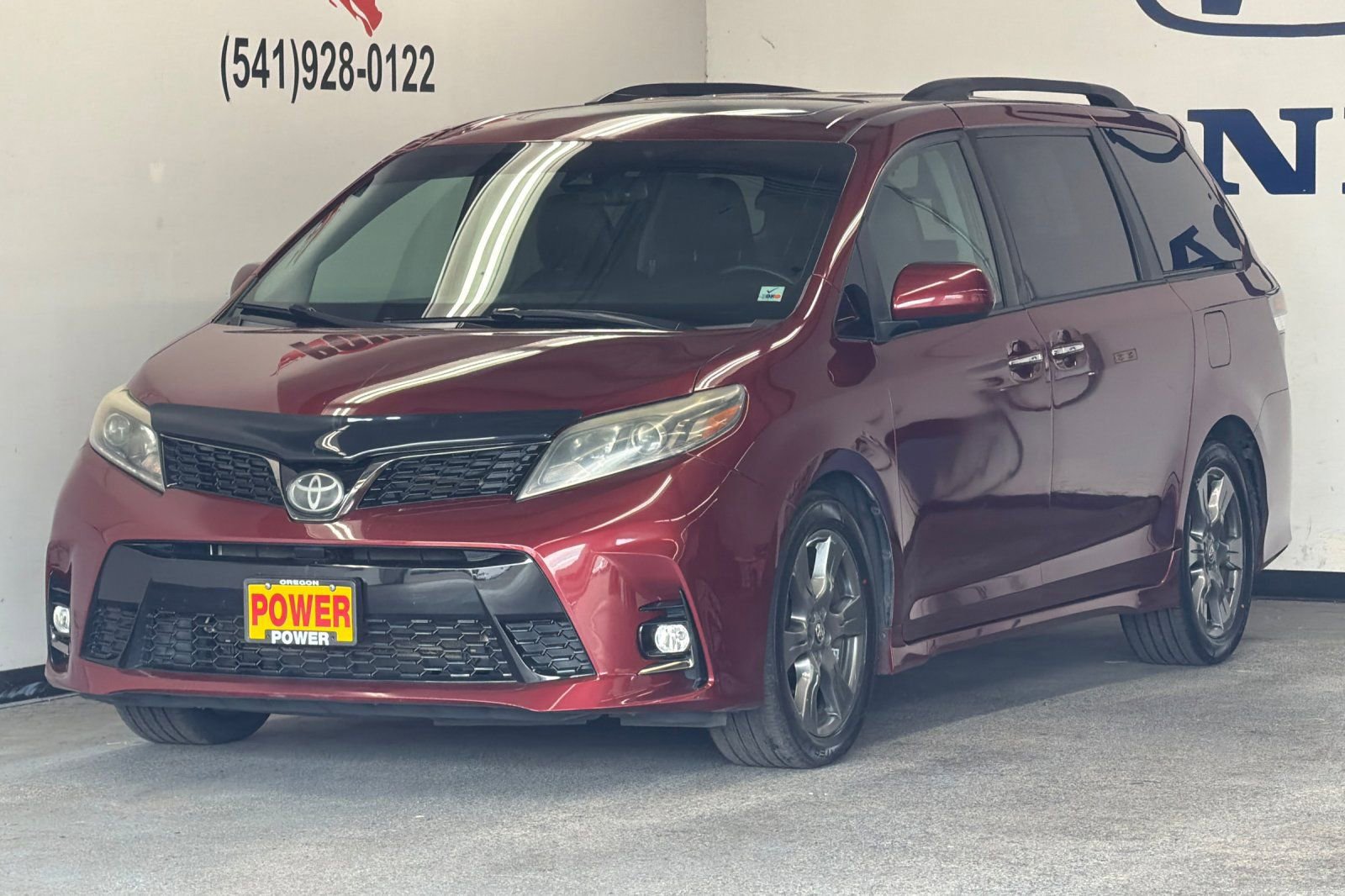 Used 2019 Toyota Sienna SE w/ SE Preferred Package FWD image 7