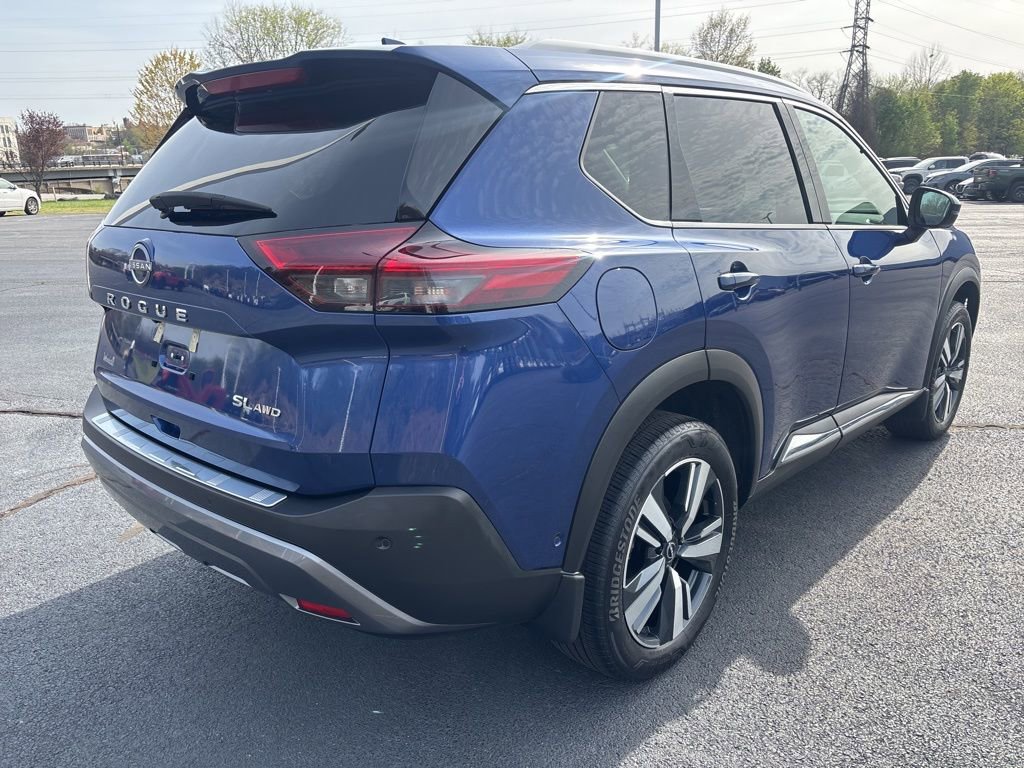Used 2023 Nissan Rogue SL w/ SL Premium Package image 5