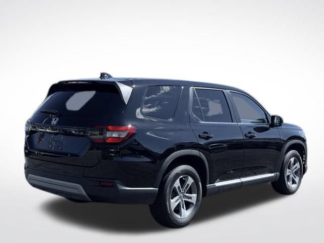 Used 2025 Honda Pilot EX-L image 5